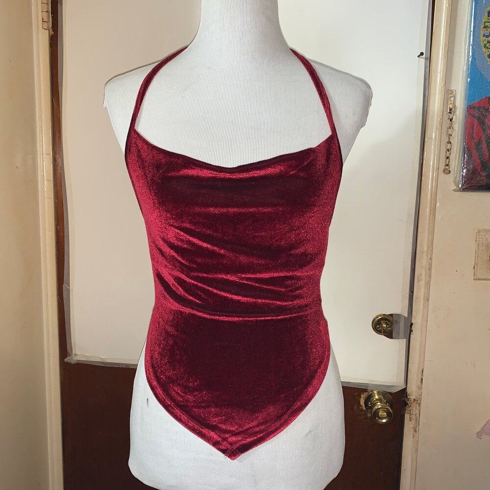 Maroon velvet halter top BY SHEIN Size Small